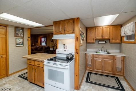 462 ROUTE46KEN Roxbury NJ 07847