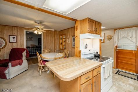 462 ROUTE46KEN Roxbury NJ 07847