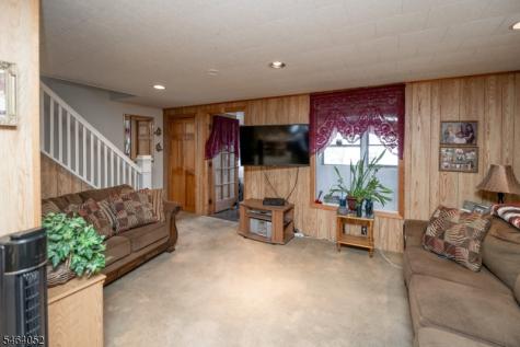 462 ROUTE46KEN Roxbury NJ 07847
