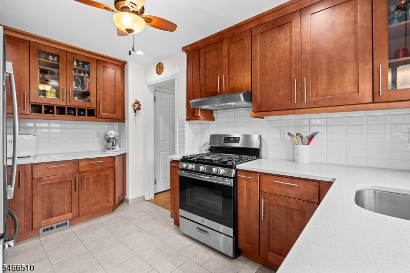 16 Pavonia Avenue Kearny NJ 07032