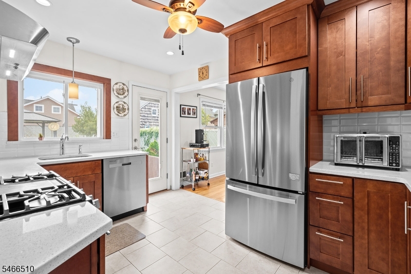 16 Pavonia Avenue Kearny NJ 07032