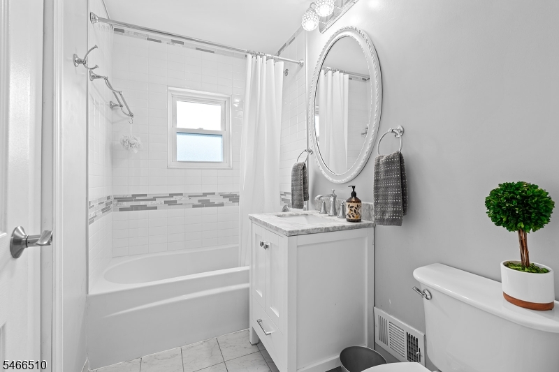 16 Pavonia Avenue Kearny NJ 07032