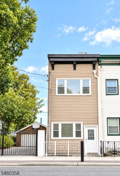 90 A Hackensack Plk R Weehawken NJ 07086