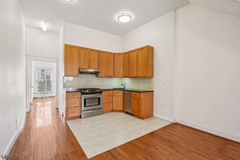 90 A Hackensack Plk R Weehawken NJ 07086