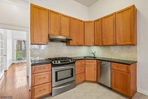 90 A Hackensack Plk R Weehawken NJ 07086