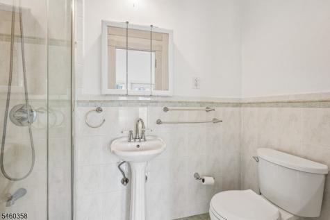 90 A Hackensack Plk R Weehawken NJ 07086
