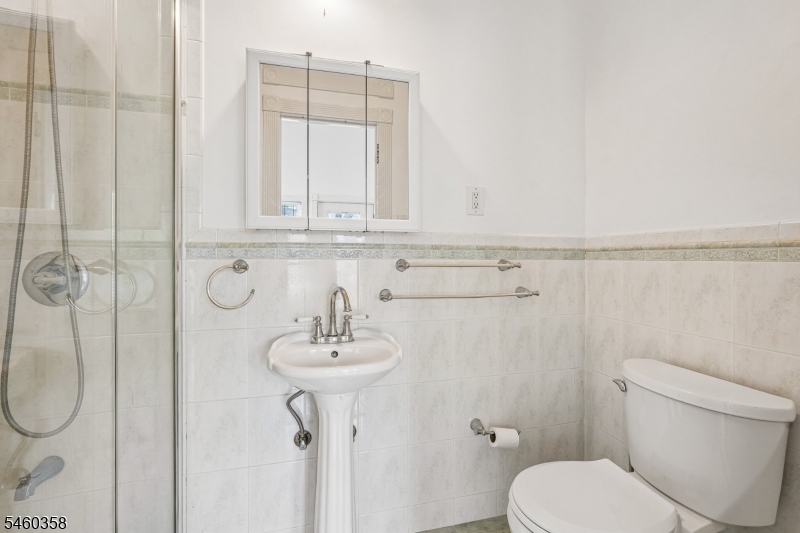 90 A Hackensack Plk R Weehawken NJ 07086