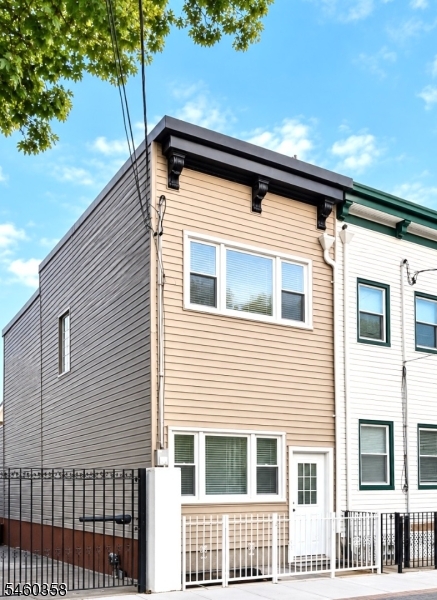 90 A Hackensack Plk R Weehawken NJ 07086
