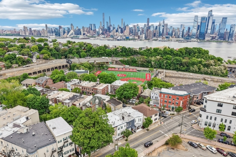 90 A Hackensack Plk R Weehawken NJ 07086