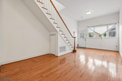 90 A Hackensack Plk R Weehawken NJ 07086