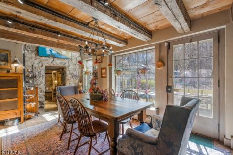 34 Water Street Tewksbury NJ 08833