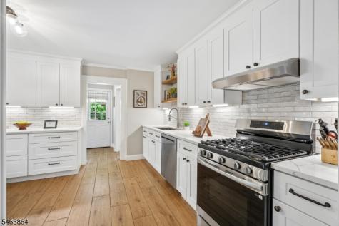 439 Grove Street Montclair NJ 07043