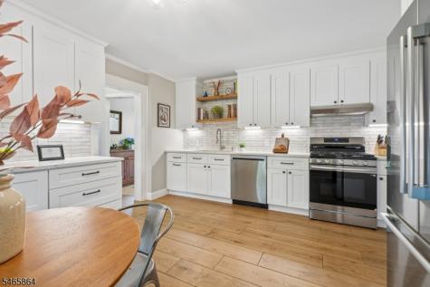 439 Grove Street Montclair NJ 07043