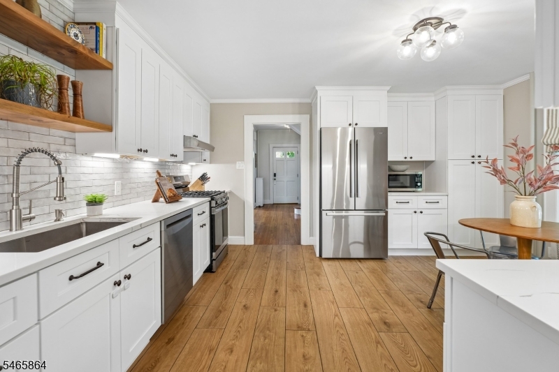 439 Grove Street Montclair NJ 07043