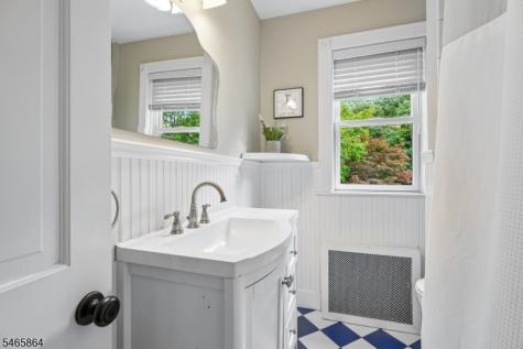 439 Grove Street Montclair NJ 07043