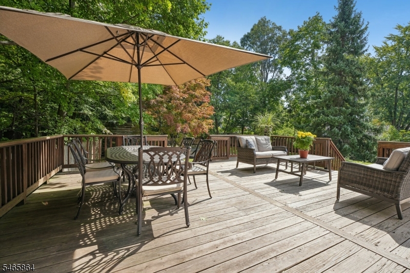 439 Grove Street Montclair NJ 07043