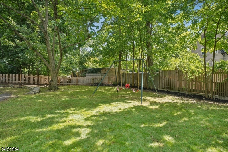 439 Grove Street Montclair NJ 07043