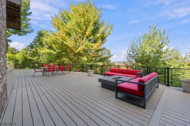 5 Jennie Court Cedar Grove NJ 07009