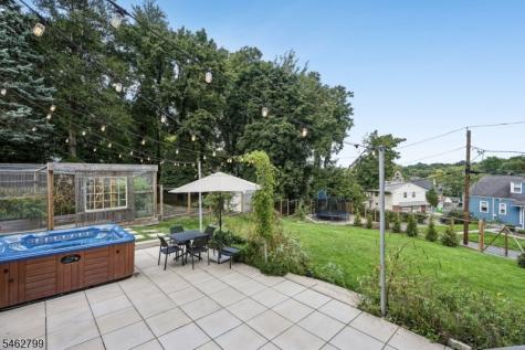 25 Silver Spring Road West Orange NJ 07052