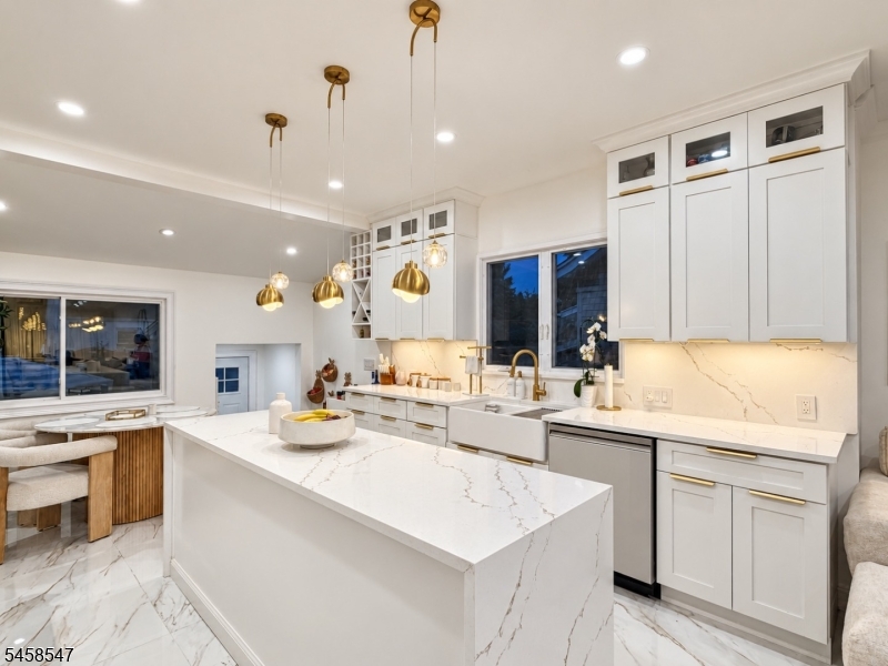 104 Boyle Avenue Totowa NJ 07512