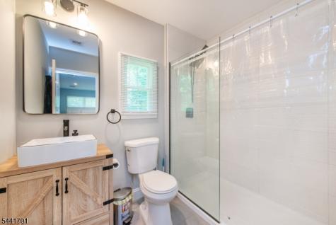 950 E Walnut Drive Stillwater NJ 07860