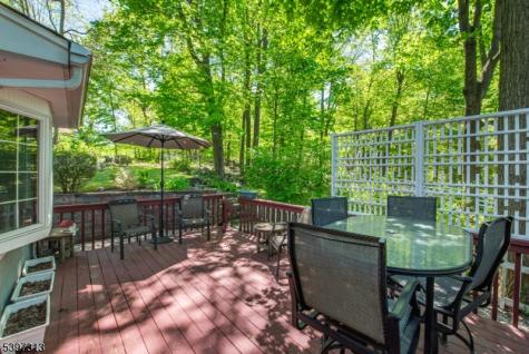 45 Lakeside Trail Kinnelon NJ 07405
