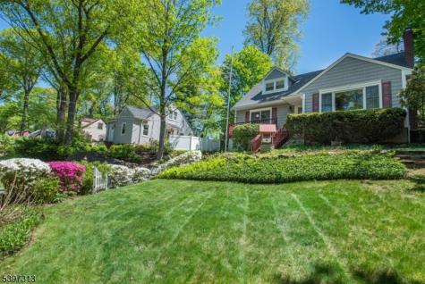 45 Lakeside Trail Kinnelon NJ 07405