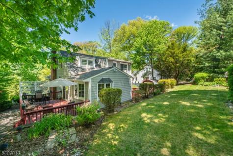 45 Lakeside Trail Kinnelon NJ 07405