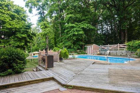 19 Mckinley Drive Rockaway NJ 07866