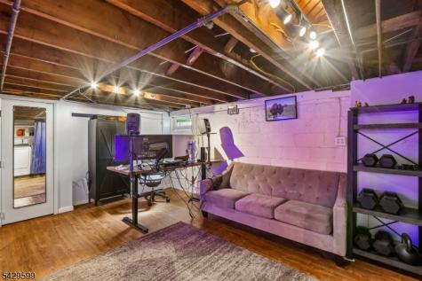 270 Longview Road Union NJ 07083