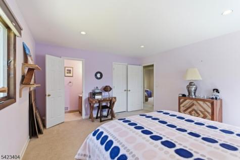 5 Hastings Road Parsippany-troy Hills NJ 07950