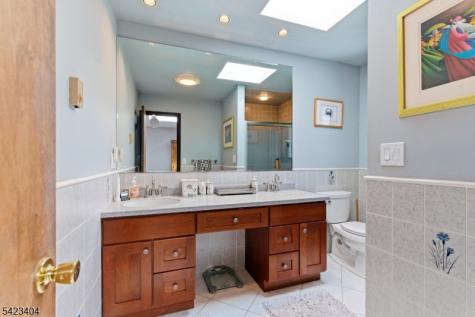 5 Hastings Road Parsippany-troy Hills NJ 07950