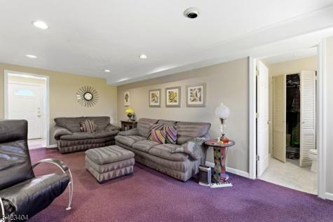 5 Hastings Road Parsippany-troy Hills NJ 07950