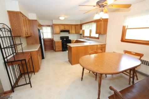 71 Dawn Avenue North Haledon NJ 07508