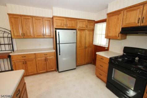 71 Dawn Avenue North Haledon NJ 07508