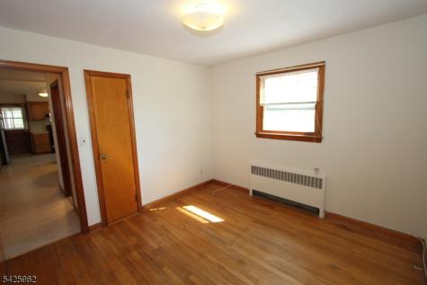 71 Dawn Avenue North Haledon NJ 07508