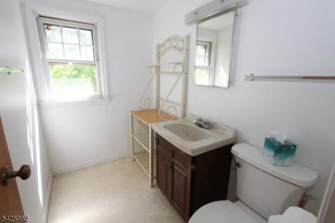71 Dawn Avenue North Haledon NJ 07508