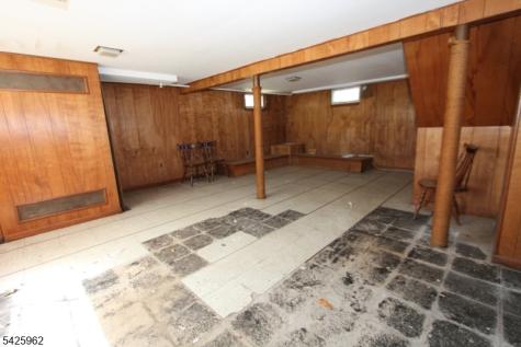 71 Dawn Avenue North Haledon NJ 07508