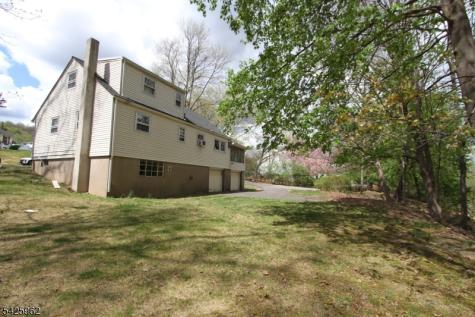 71 Dawn Avenue North Haledon NJ 07508