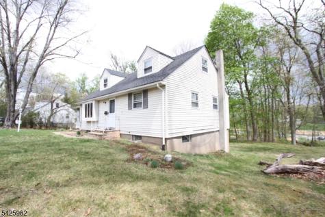 71 Dawn Avenue North Haledon NJ 07508
