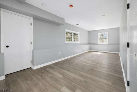 246 Fawn Ridge Mountainside NJ 07092
