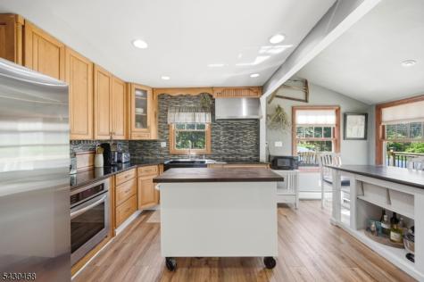 1 Kerrs Corner Road Frelinghuysen NJ 07825