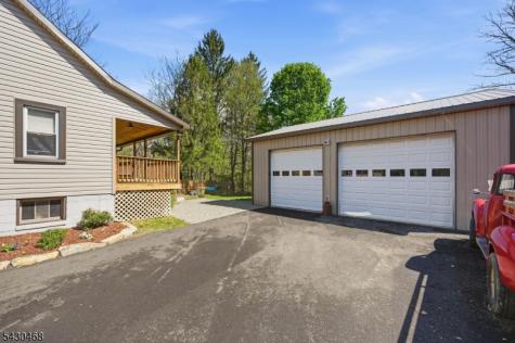 1 Kerrs Corner Road Frelinghuysen NJ 07825