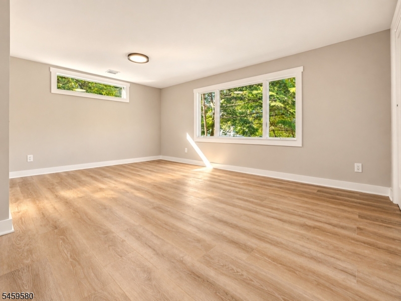 28 Deer Trail Hardyston NJ 07460