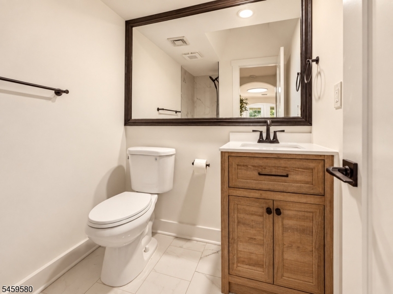 28 Deer Trail Hardyston NJ 07460