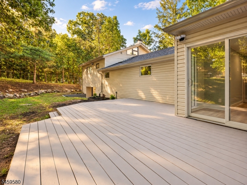 28 Deer Trail Hardyston NJ 07460