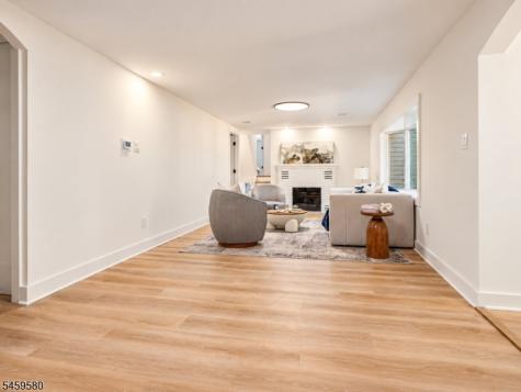 28 Deer Trail Hardyston NJ 07460