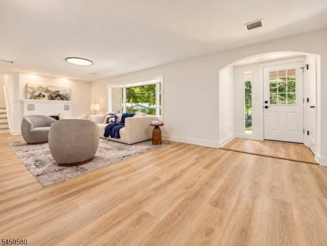 28 Deer Trail Hardyston NJ 07460