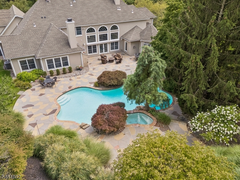 37 Colts Glen Lane Bernards NJ 07920
