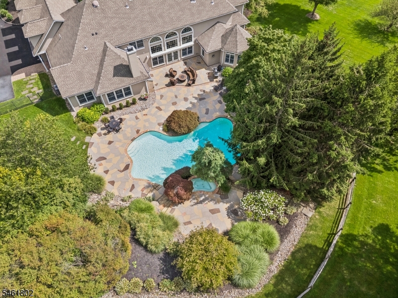 37 Colts Glen Lane Bernards NJ 07920